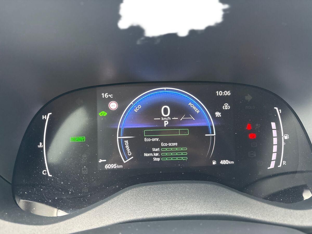 Billede af Toyota Yaris Cross 1,5 Hybrid Active 116HK 5d Trinl. Gear