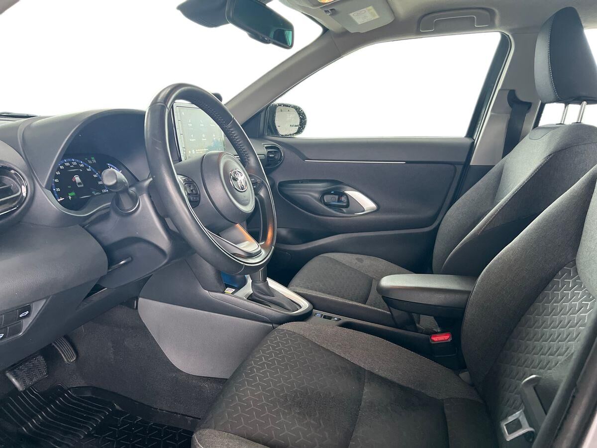 Billede af Toyota Yaris Cross 1,5 Hybrid Active Technology 116HK 5d Trinl. Gear