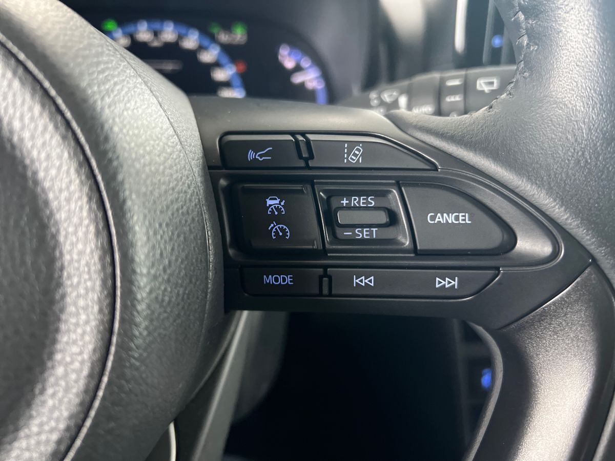 Billede af Toyota Yaris Cross 1,5 Hybrid Active Technology 116HK 5d Trinl. Gear