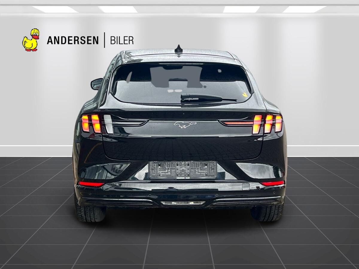 Billede af Ford Mustang Mach-E EL UR Premium 294HK 5d Aut.