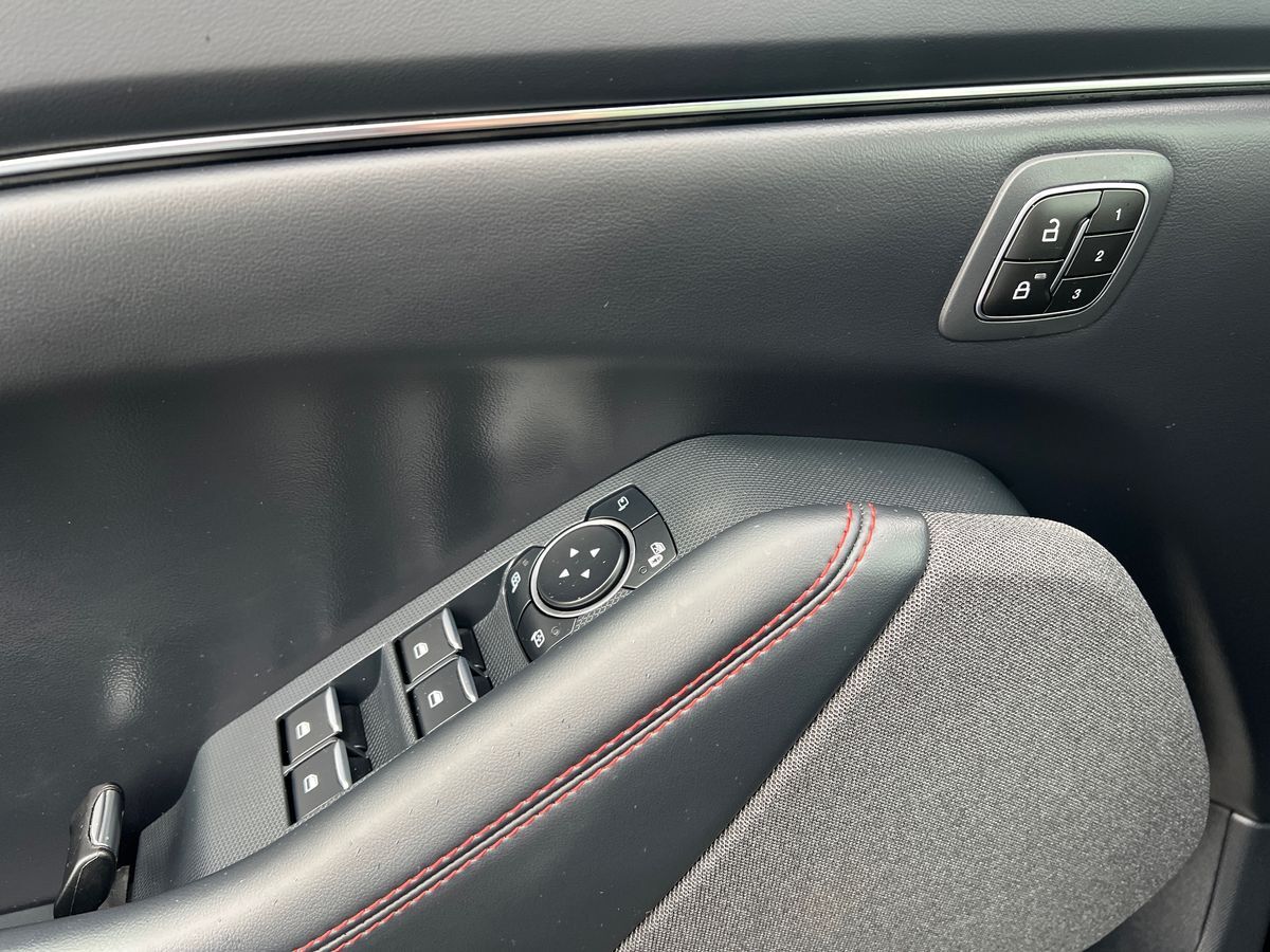 Billede af Ford Mustang Mach-E EL UR Premium 294HK 5d Aut.