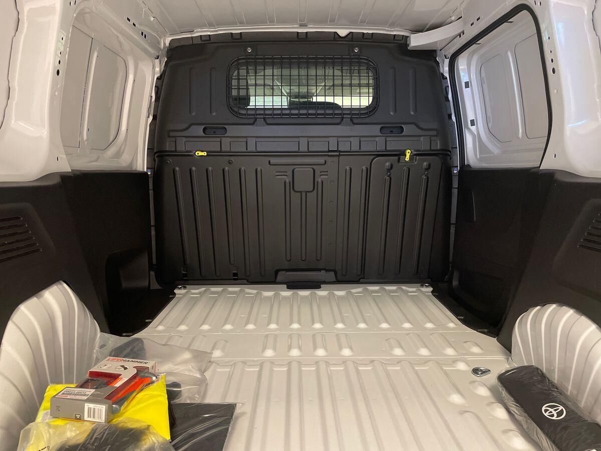 Billede af Toyota Proace City 1.5 diesel 100hp Medium/En skydedør Comfort Master