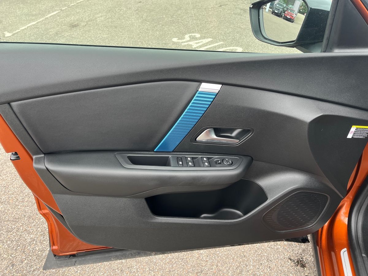 Billede af Citroën e-C4 EL Iconic 136HK 5d Aut.
