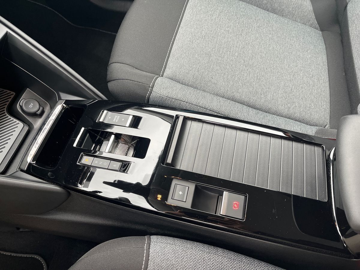 Billede af Citroën e-C4 EL Iconic 136HK 5d Aut.