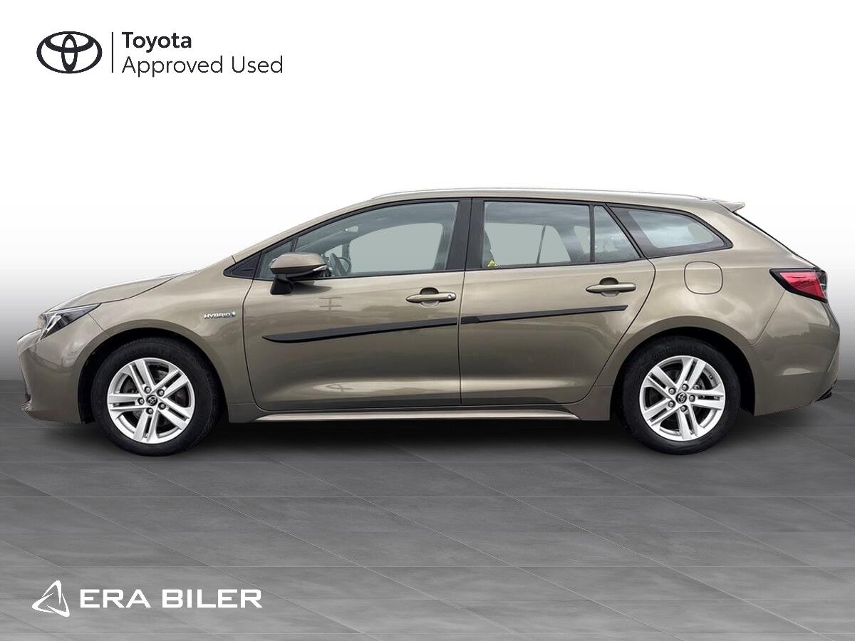 Billede af Toyota Corolla Touring Sports 2,0 Hybrid H3 Smart E-CVT 180HK Stc 6g Aut.