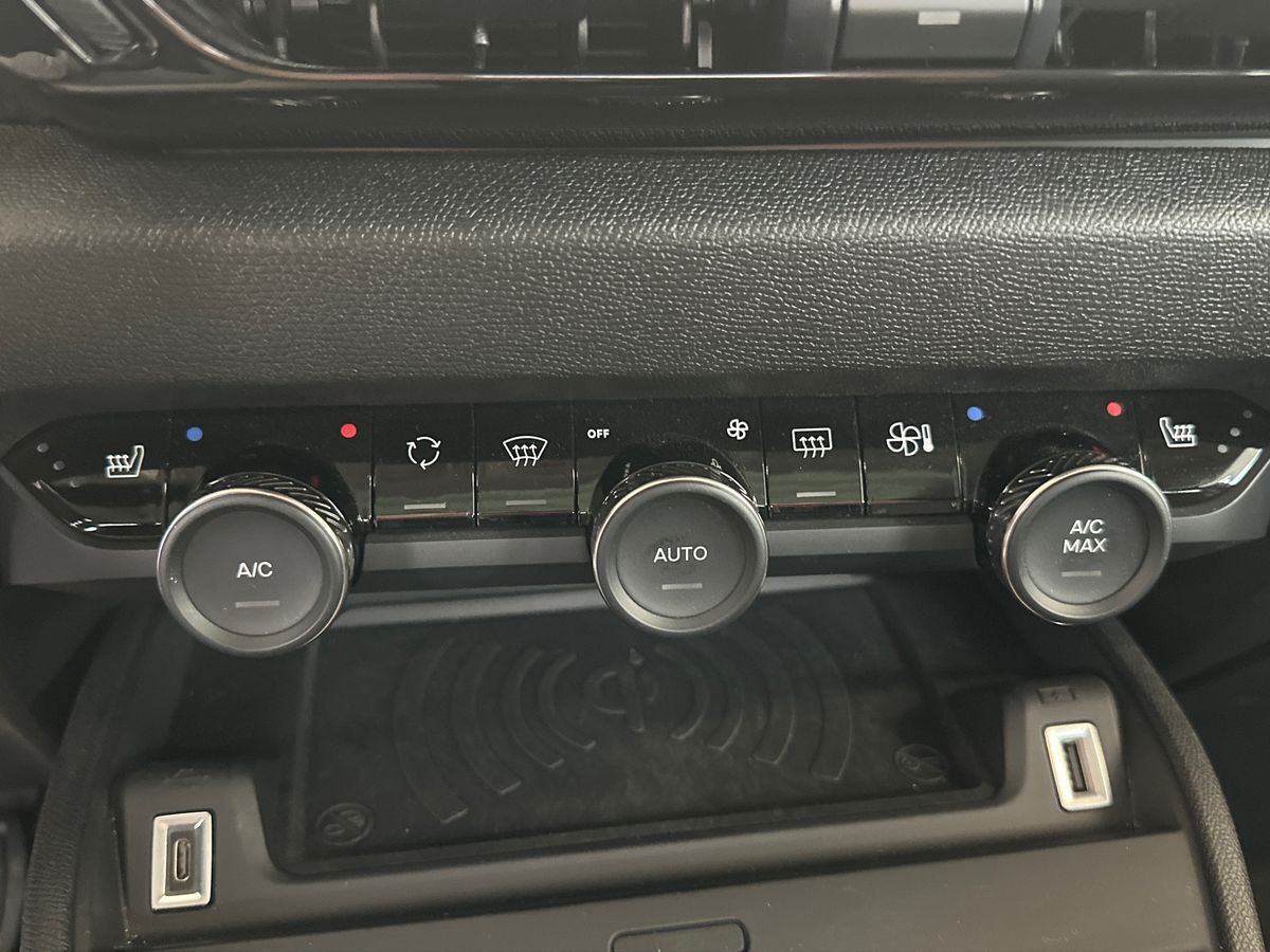 Billede af Citroën e-C4 X EL Palais Sky 136HK 5d Aut.