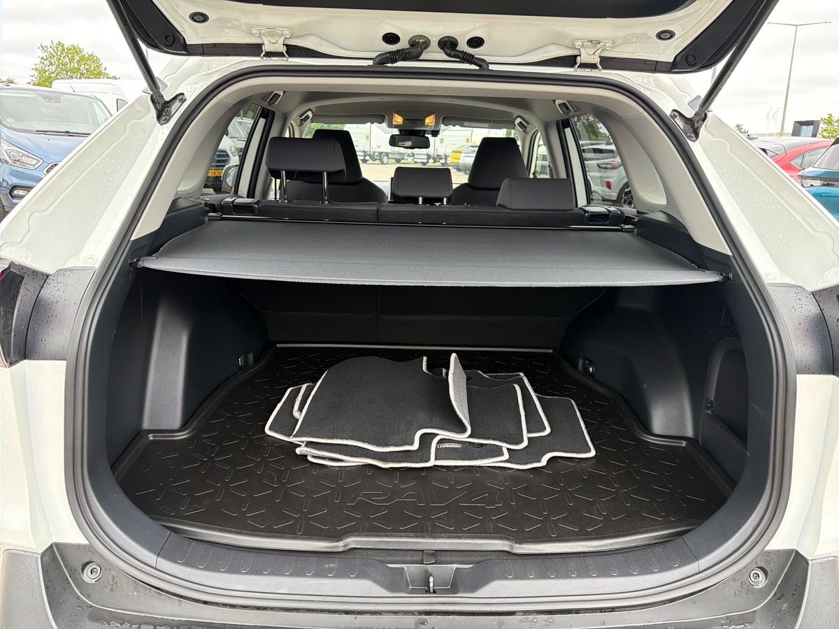Billede af Toyota RAV4 2,5 Hybrid H3 218HK 5d 6g Aut.