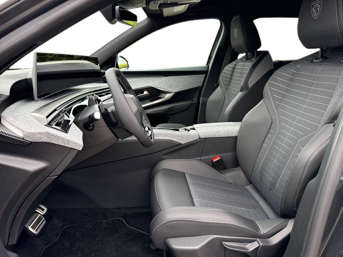 Billede af Peugeot e-5008 EL GT Pack 210HK 5d Aut.