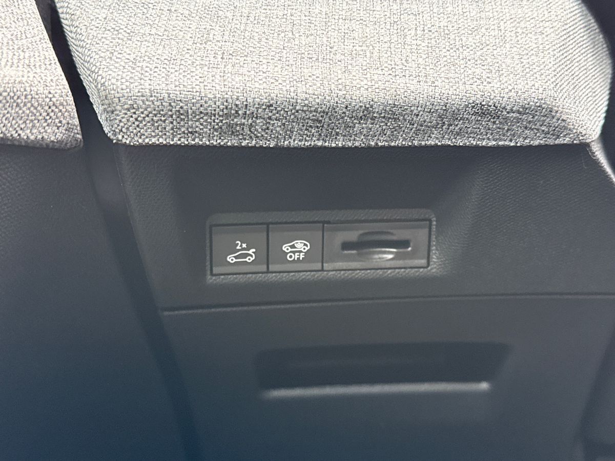 Billede af Peugeot e-5008 EL GT Pack 210HK 5d Aut.
