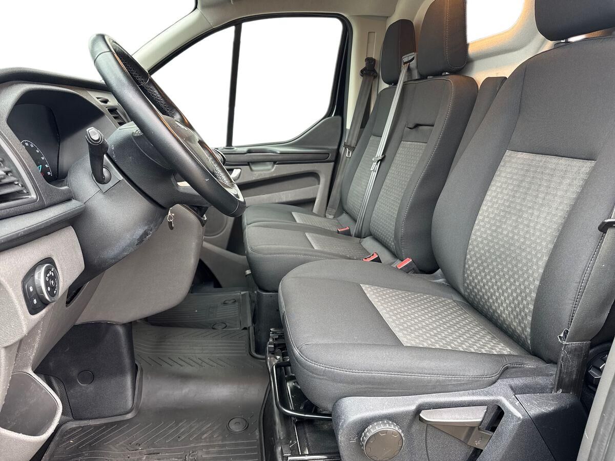 Billede af Ford Transit Custom 300 L2H1 2,0 TDCi Trend 130HK Van 6g