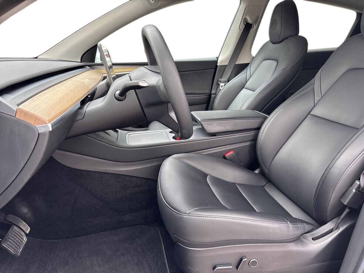 Billede af Tesla Model Y EL RWD 299HK 5d Aut.