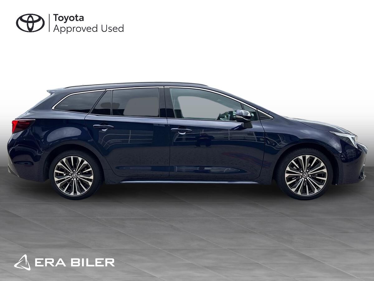 Billede af Toyota Corolla Touring Sports 1,8 Hybrid Style E-CVT 140HK Stc Trinl. Gear
