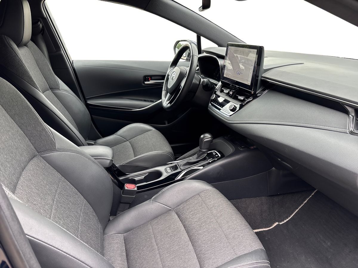 Billede af Toyota Corolla Touring Sports 1,8 Hybrid Style E-CVT 140HK Stc Trinl. Gear