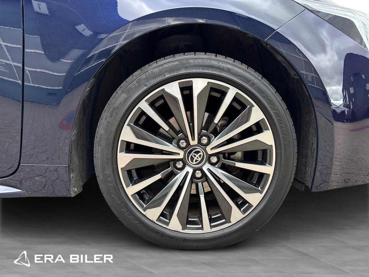 Billede af Toyota Corolla Touring Sports 1,8 Hybrid Style E-CVT 140HK Stc Trinl. Gear