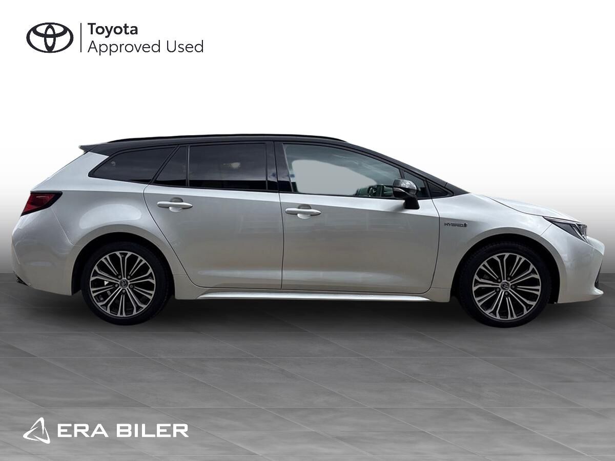 Billede af Toyota Corolla Touring Sports 2,0 Hybrid H3 Premium E-CVT 180HK Stc 6g Aut.