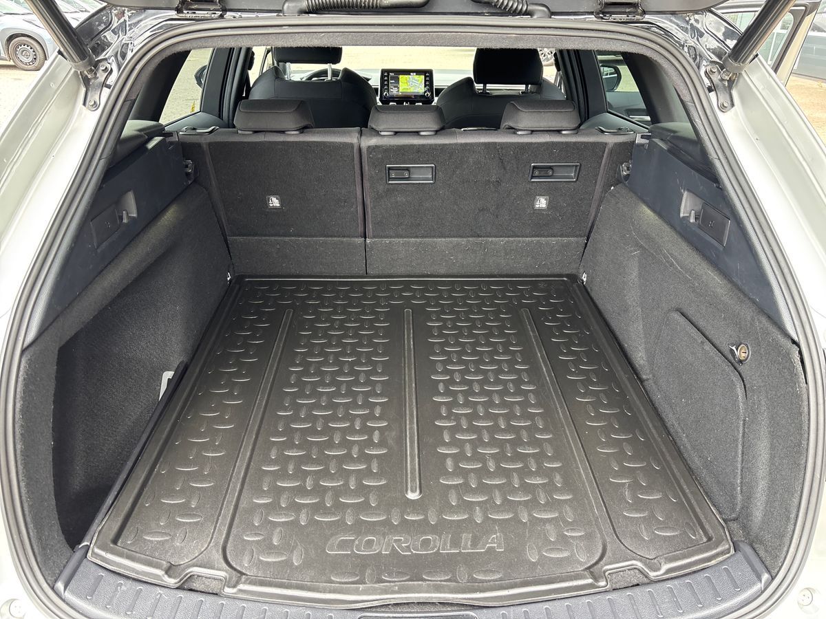 Billede af Toyota Corolla Touring Sports 2,0 Hybrid H3 Premium E-CVT 180HK Stc 6g Aut.
