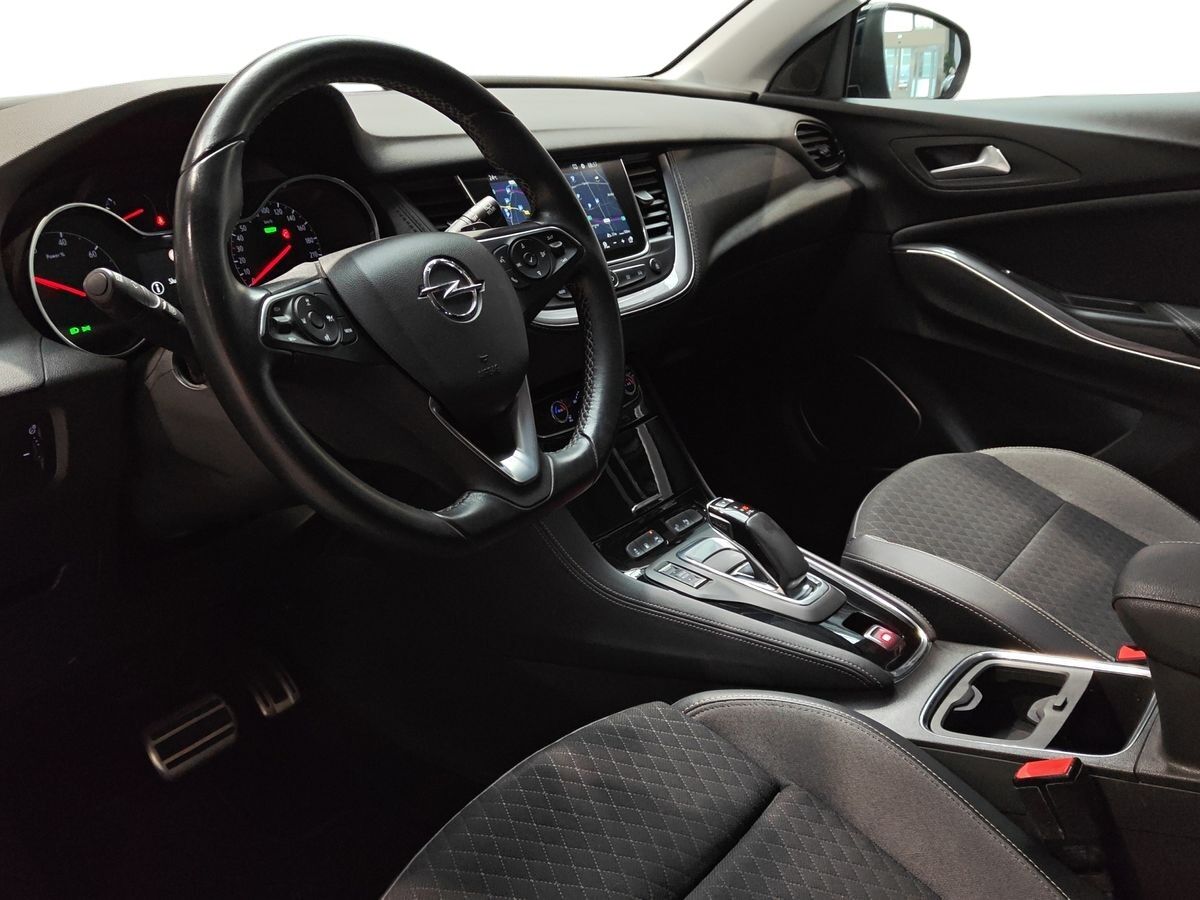 Billede af Opel Grandland X 1,6 PHEV  Plugin-hybrid Ultimate 225HK 5d 8g Aut.