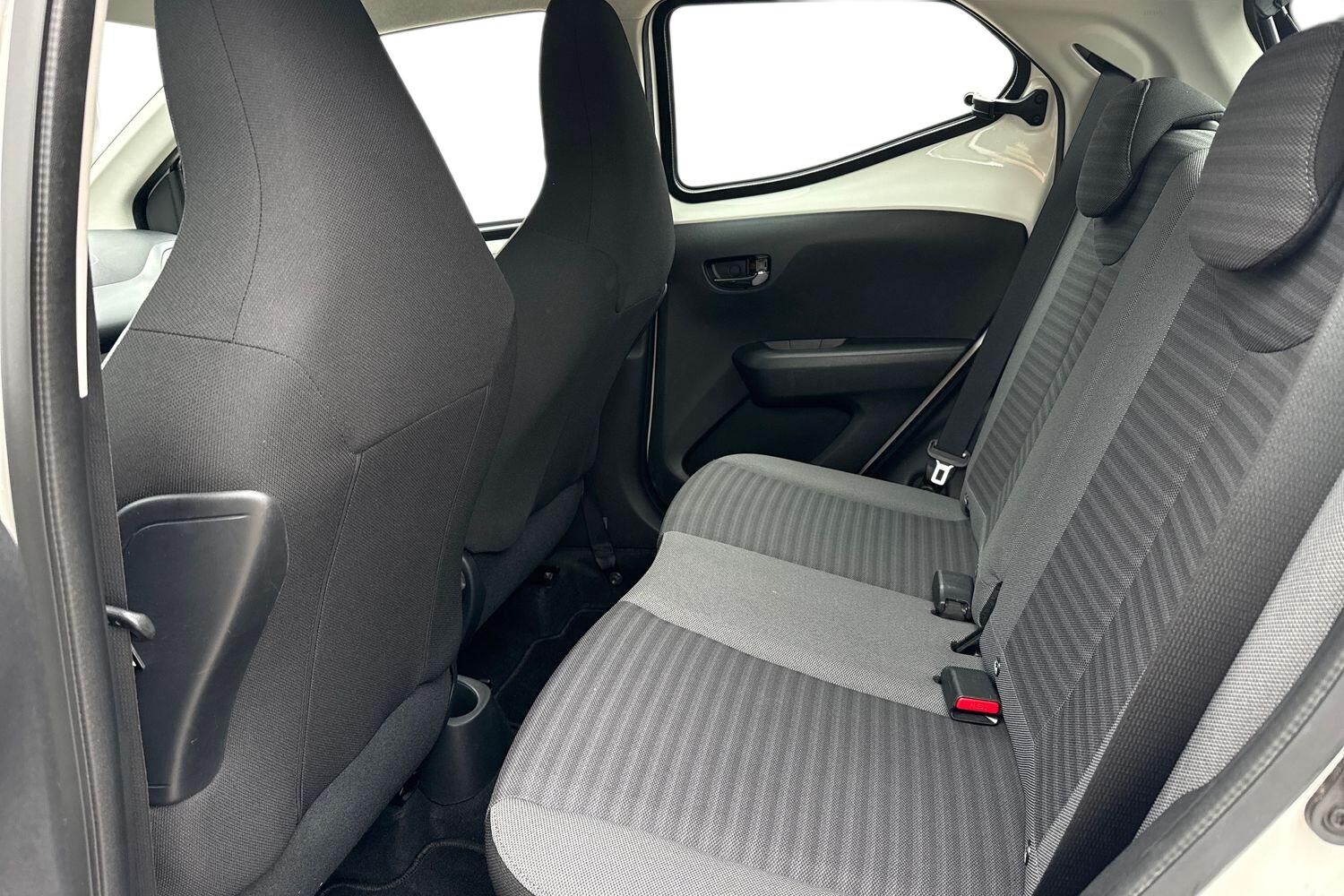 Billede af Toyota Aygo 1,0 VVT-I X-plore DAB+ 72HK 5d