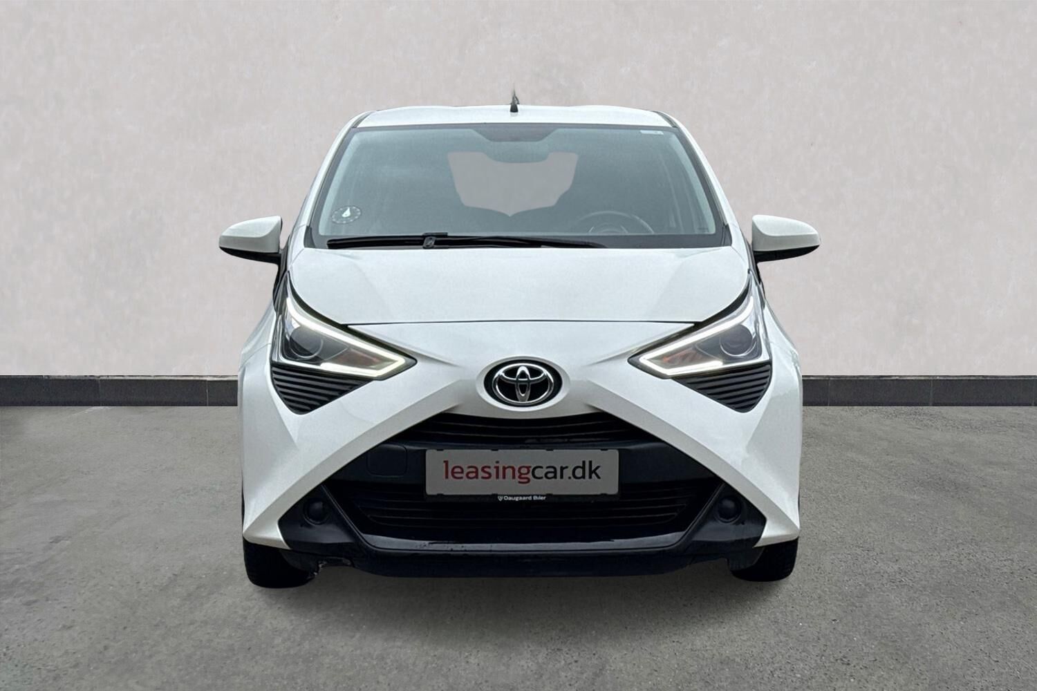 Billede af Toyota Aygo 1,0 VVT-I X-plore DAB+ 72HK 5d