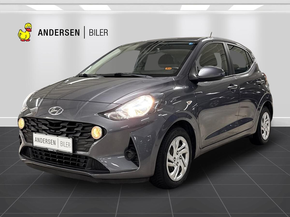 Hyundai i10 1,0 Essential 67HK 5d
