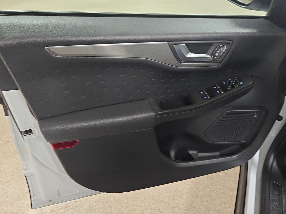 Billede af Ford Kuga 2,5 Plugin-hybrid Titanium X CVT 225HK 5d Trinl. Gear