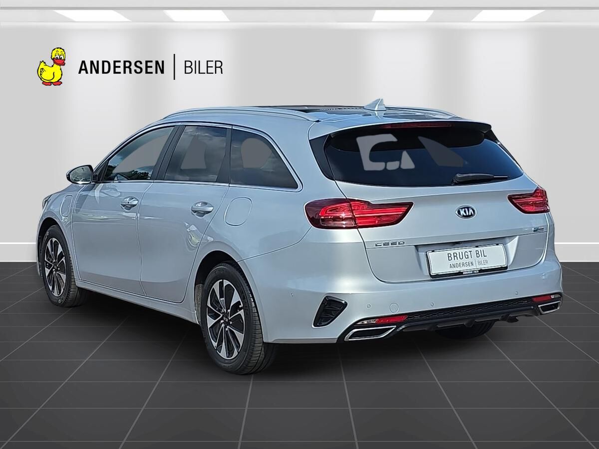 Billede af Kia Ceed SW 1,6 GDI PHEV  Plugin-hybrid Upgrade m/Plus DCT 141HK Stc 6g Aut.
