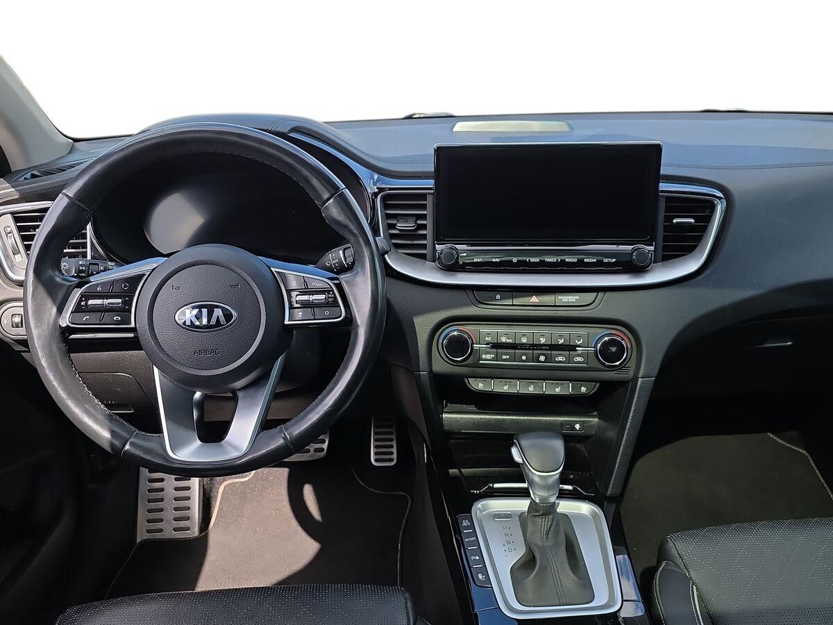 Billede af Kia Ceed SW 1,6 GDI PHEV  Plugin-hybrid Upgrade m/Plus DCT 141HK Stc 6g Aut.