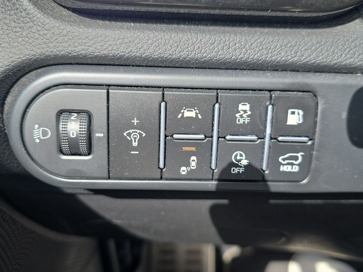 Billede af Kia Ceed SW 1,6 GDI PHEV  Plugin-hybrid Upgrade m/Plus DCT 141HK Stc 6g Aut.