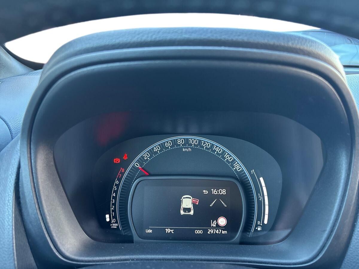 Billede af Toyota Aygo X 1,0 VVT-I Pulse 72HK 5d