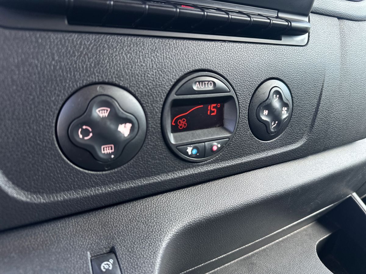 Billede af Nissan NV 400 L2H2 2,3 DCi Working Star Start/Stop 150HK Van 6g