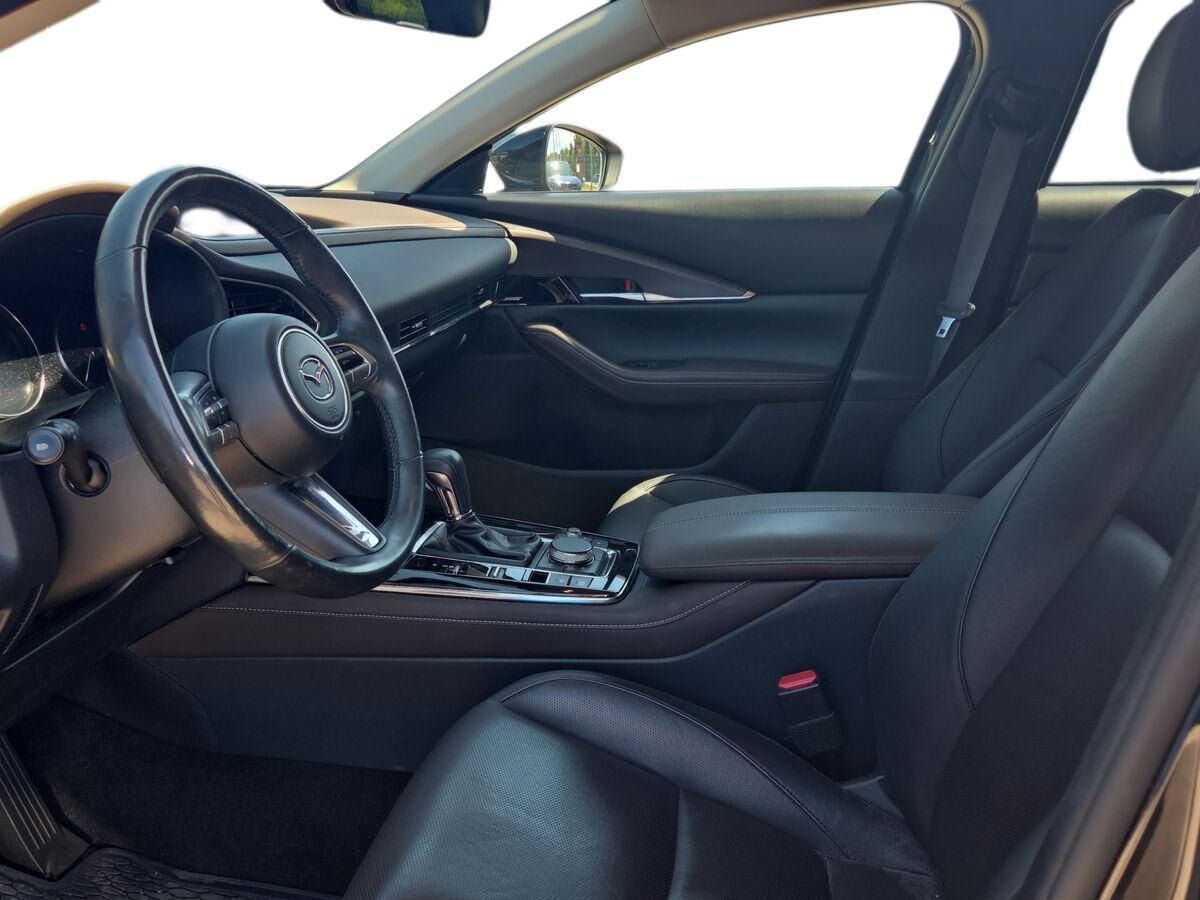 Billede af Mazda CX-30 2,0 Skyactiv-G  Mild hybrid Cosmo m. Technology Pack 150HK 5d 6g Aut.