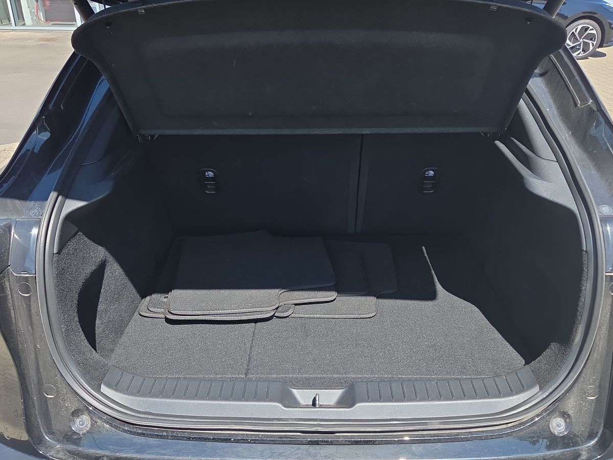 Billede af Mazda CX-30 2,0 Skyactiv-G  Mild hybrid Cosmo m. Technology Pack 150HK 5d 6g Aut.