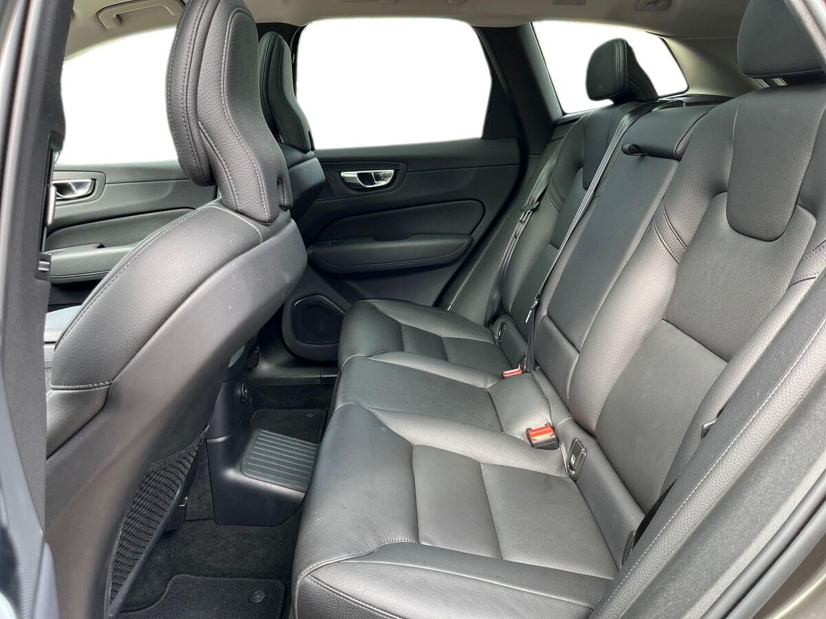 Billede af Volvo XC60 2,0 T6 Recharge  Plugin-hybrid Inscription AWD 350HK 5d 8g Aut.