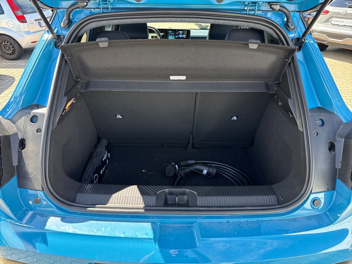Billede af Nissan Micra EL Evolve 52kWh 150HK 5d Aut.