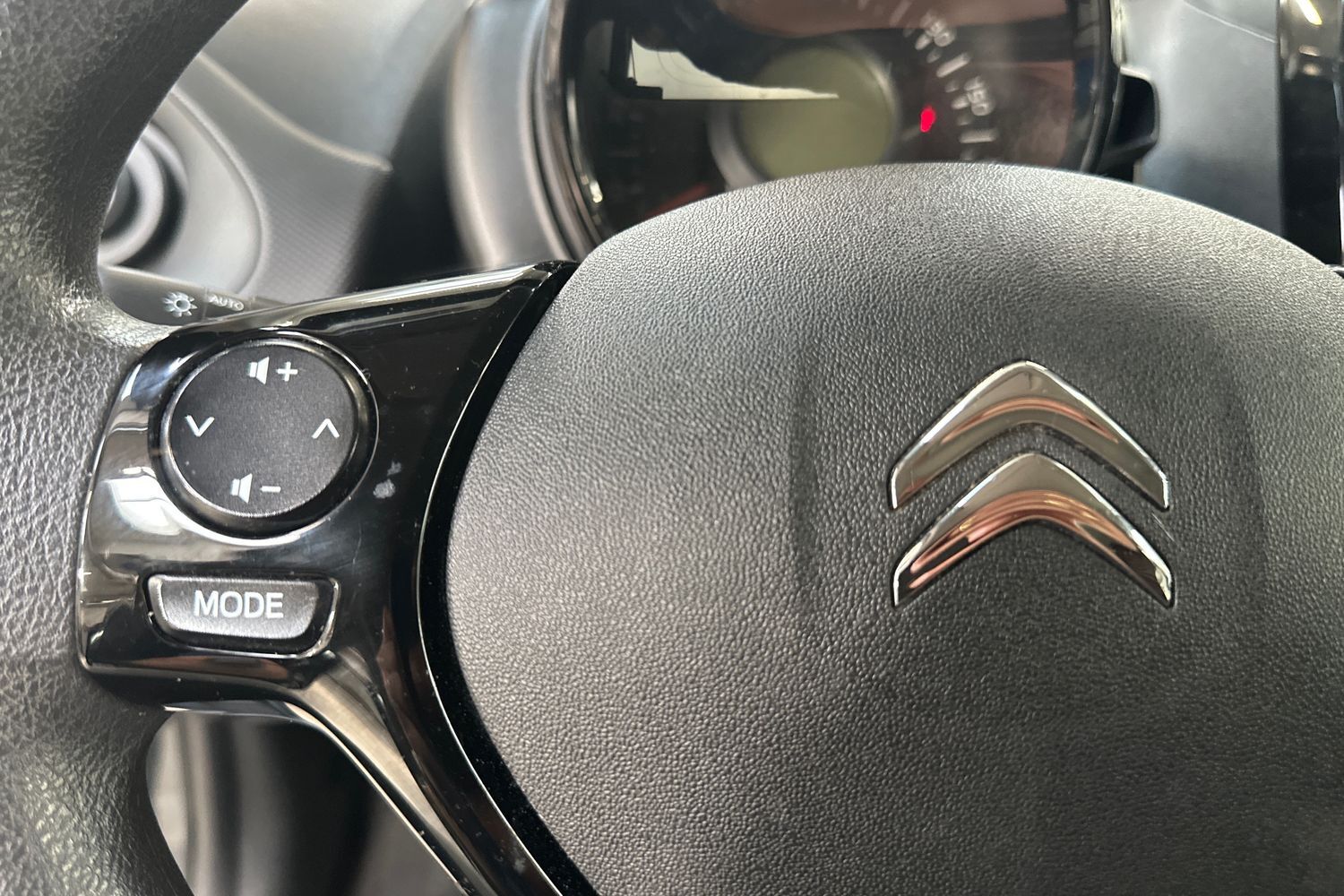 Billede af Citroën C1 1,0 VTi Shine 72HK 5d