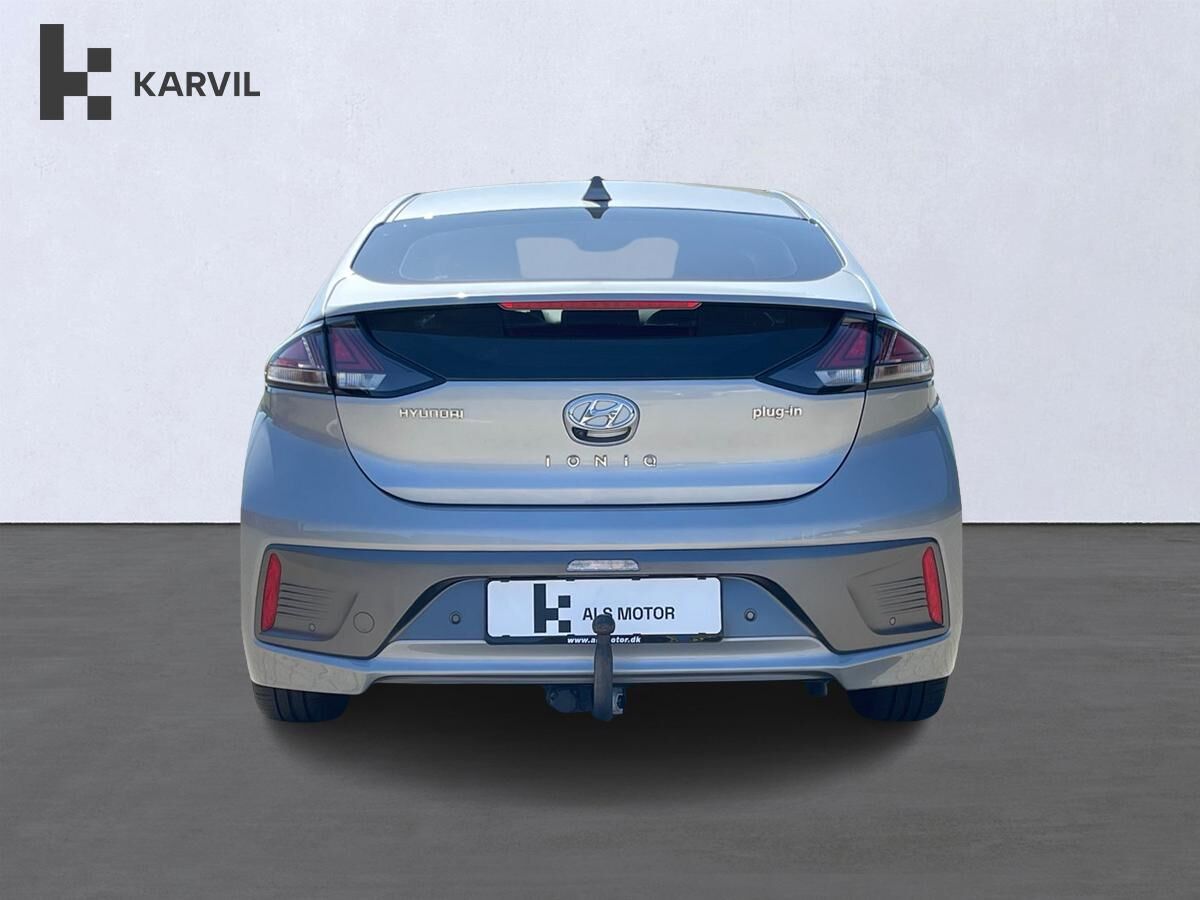 Billede af Hyundai Ioniq 1,6 GDI  Plugin-hybrid Premium plug-in 141HK 5d 6g Aut.