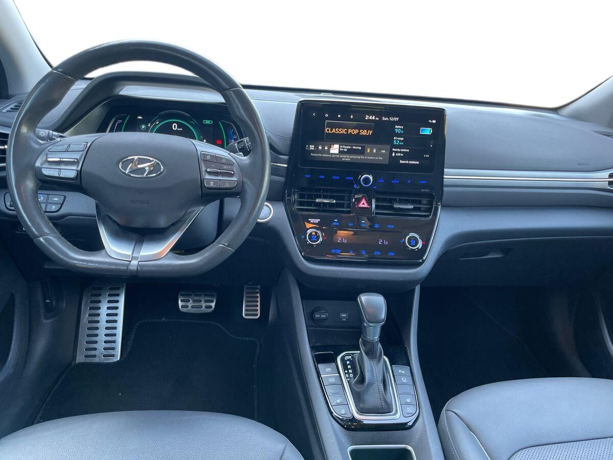 Billede af Hyundai Ioniq 1,6 GDI  Plugin-hybrid Premium plug-in 141HK 5d 6g Aut.