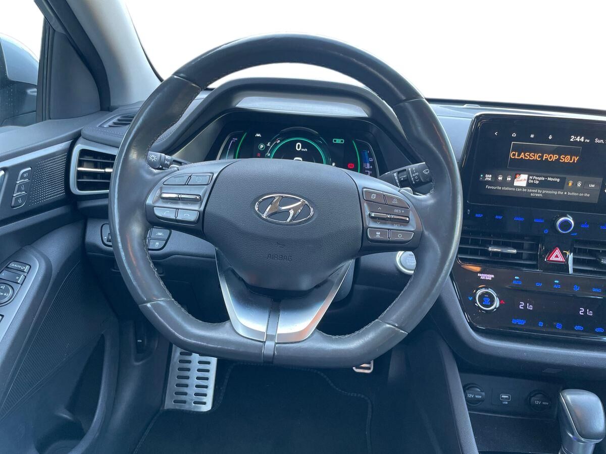 Billede af Hyundai Ioniq 1,6 GDI  Plugin-hybrid Premium plug-in 141HK 5d 6g Aut.