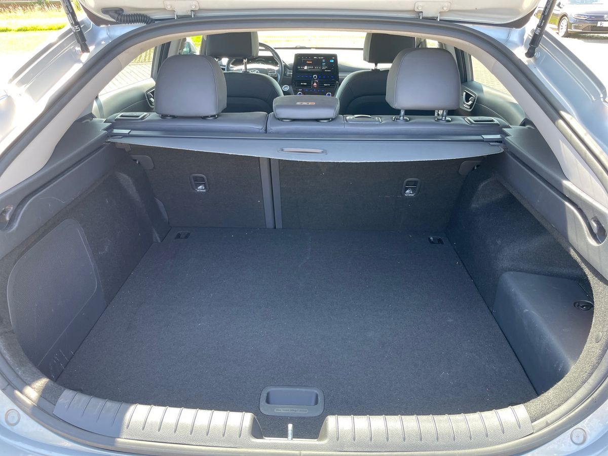 Billede af Hyundai Ioniq 1,6 GDI  Plugin-hybrid Premium plug-in 141HK 5d 6g Aut.