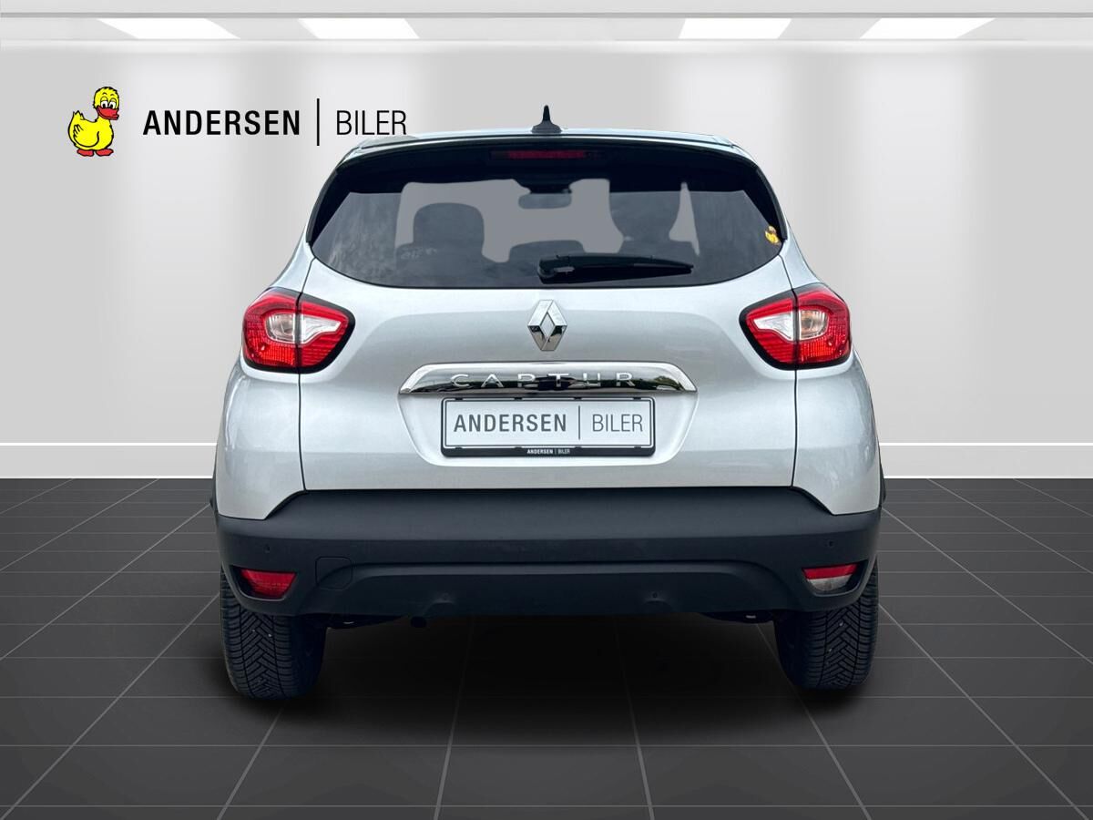 Billede af Renault Captur 1,2 TCE Expression EDC 120HK 5d 6g Aut.