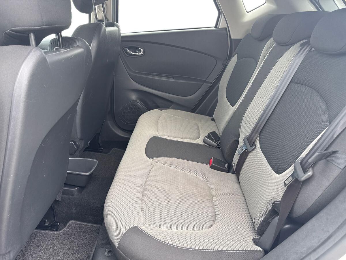 Billede af Renault Captur 1,2 TCE Expression EDC 120HK 5d 6g Aut.