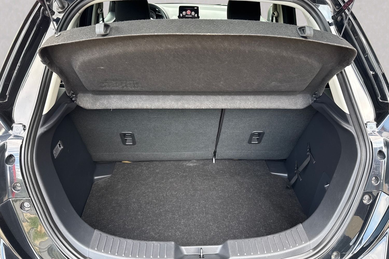 Billede af Mazda 2 1,5 Skyactiv-G Niseko 90HK 5d 6g Aut.