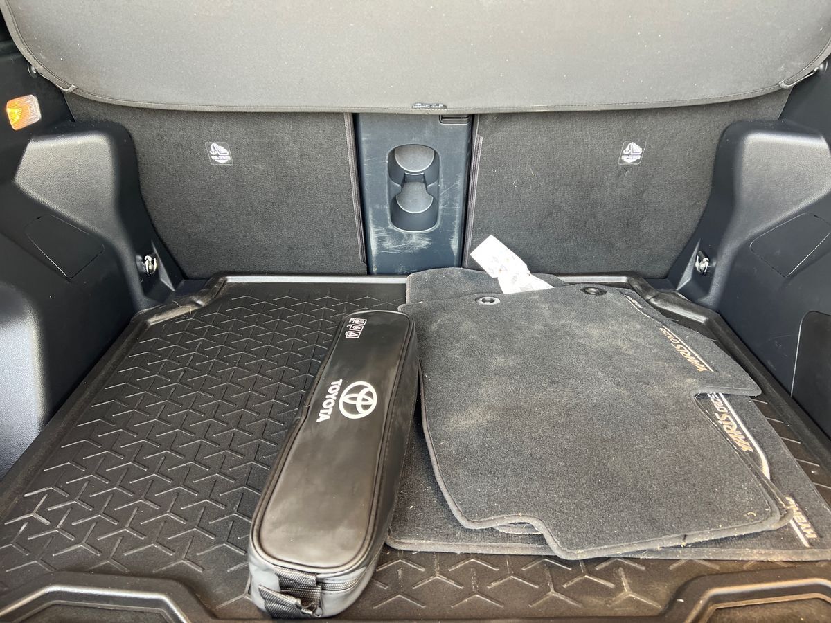 Billede af Toyota Yaris Cross 1,5 Hybrid Adventure Technology Plus 116HK 5d Trinl. Gear