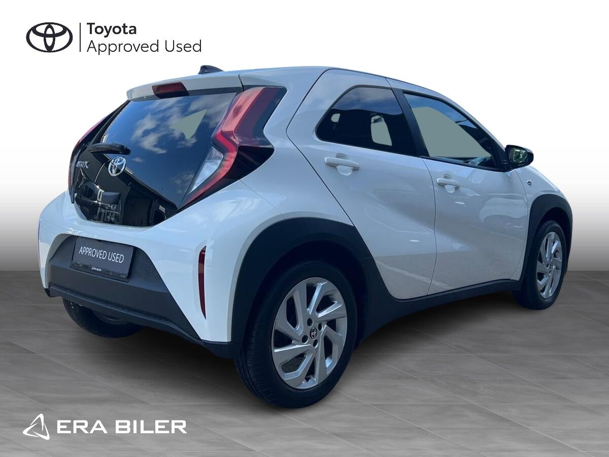 Billede af Toyota Aygo X 1,0 VVT-I Active 72HK 5d Aut.