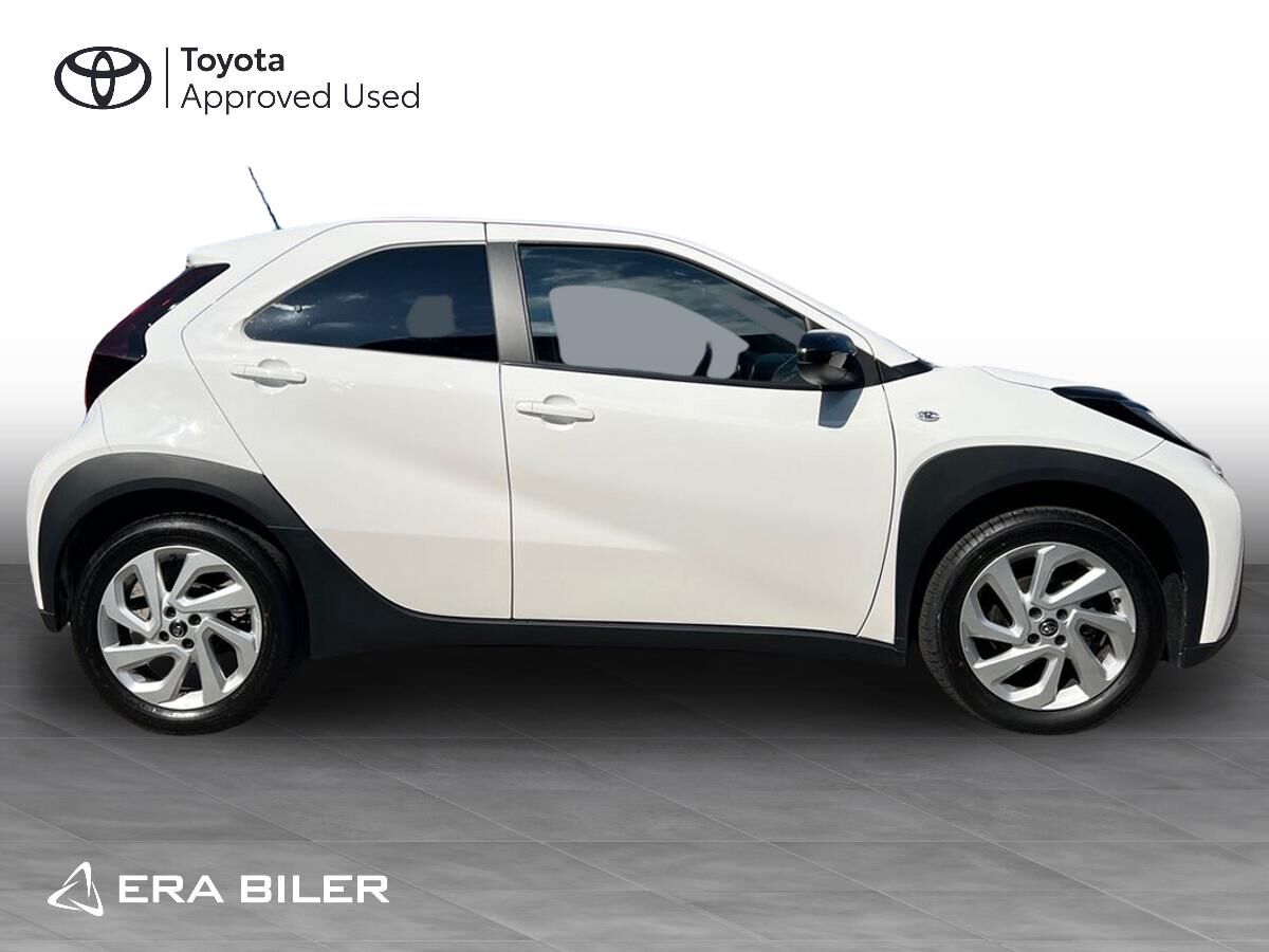 Billede af Toyota Aygo X 1,0 VVT-I Active 72HK 5d Aut.