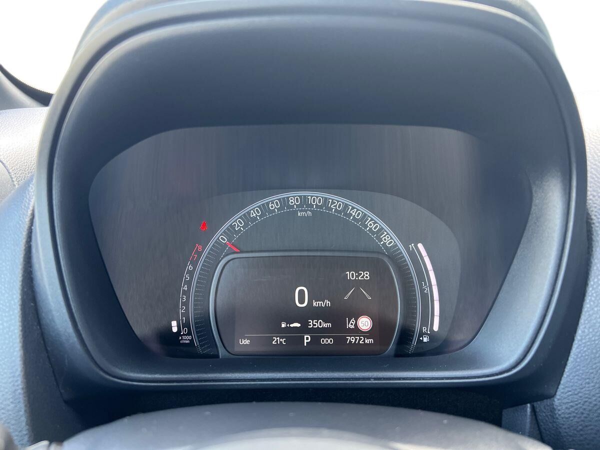 Billede af Toyota Aygo X 1,0 VVT-I Active 72HK 5d Aut.