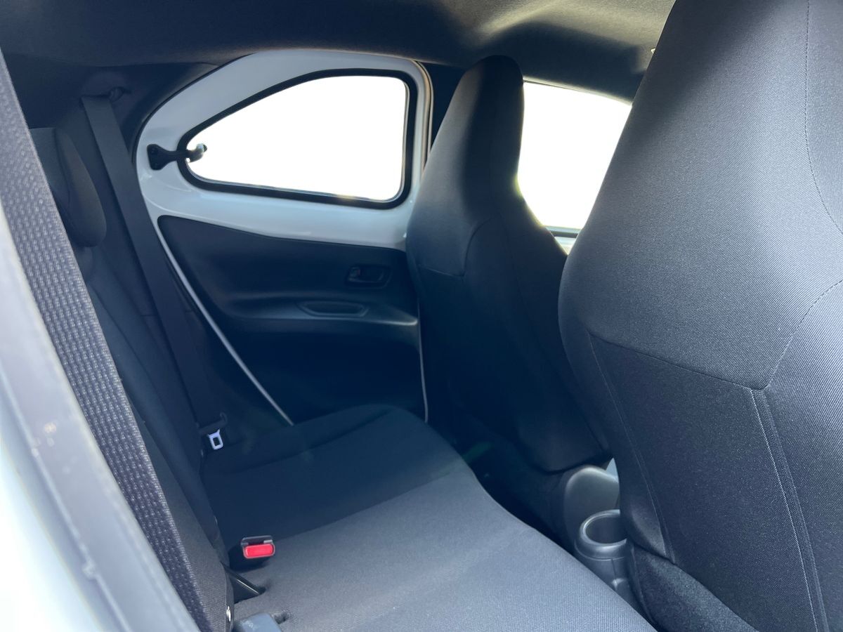 Billede af Toyota Aygo X 1,0 VVT-I Active 72HK 5d Aut.