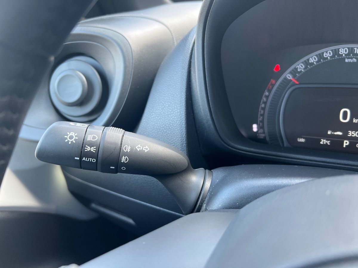 Billede af Toyota Aygo X 1,0 VVT-I Active 72HK 5d Aut.