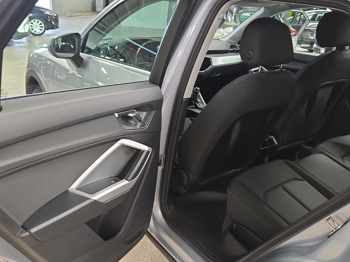 Billede af Audi Q3 1,4 45 TFSI e  Plugin-hybrid Attitude Plus S Tronic 245HK 5d 6g Aut.