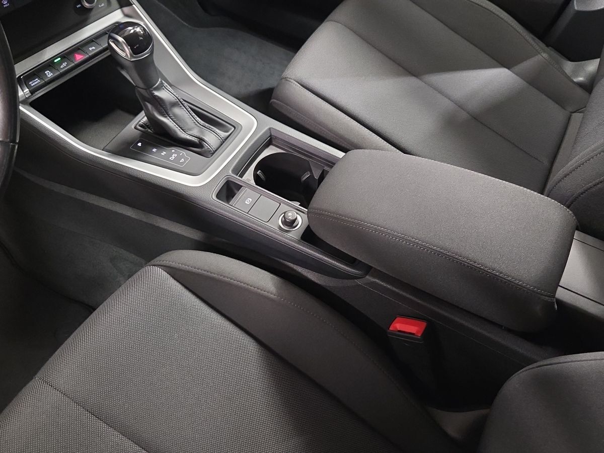 Billede af Audi Q3 1,4 45 TFSI e  Plugin-hybrid Attitude Plus S Tronic 245HK 5d 6g Aut.